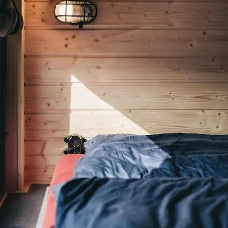 Idyllisches Tiny House Iii Mit Sauna Lägenhet Löbau