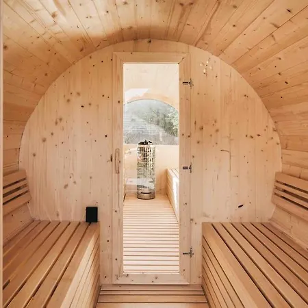 Idyllisches Tiny House Iii Mit Sauna 로바우